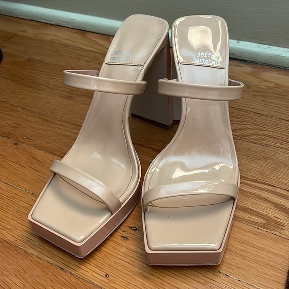 Jeffrey Campbell Hustler Platform Sandal in Dusty Nude Patent 6.5 - Picture 5 of 9